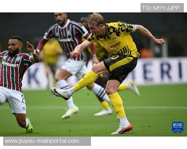 世界杯惊天对决多特蒙德与巴黎圣日耳曼激战成平红牌事件引发全场热议