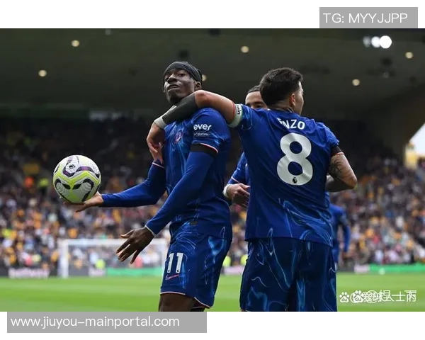 国王杯激战AC米兰大胜切尔西点球争议引发全场热议