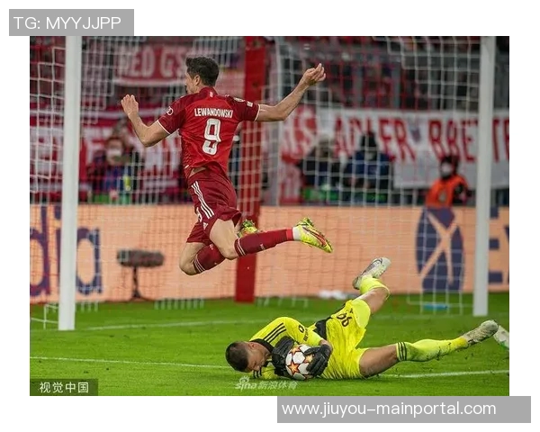 英超精彩对决本菲卡大胜AC米兰帽子戏法点燃全场激情