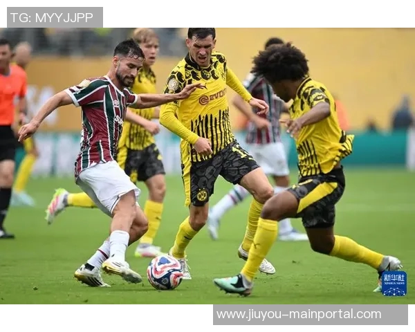 世界杯惊天对决多特蒙德与巴黎圣日耳曼激战成平红牌事件引发全场热议