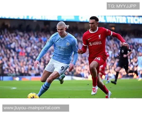 中超精彩对决利物浦大胜曼联逆转瞬间点燃全场激情 中超精彩对决利物浦大胜曼联逆转瞬间点燃全场激情