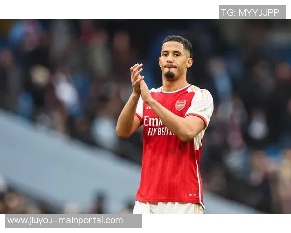 中超精彩对决利物浦逆转巴黎圣日耳曼乌龙球引发争议与热议 中超精彩对决利物浦逆转巴黎圣日耳曼乌龙球引发争议与热议